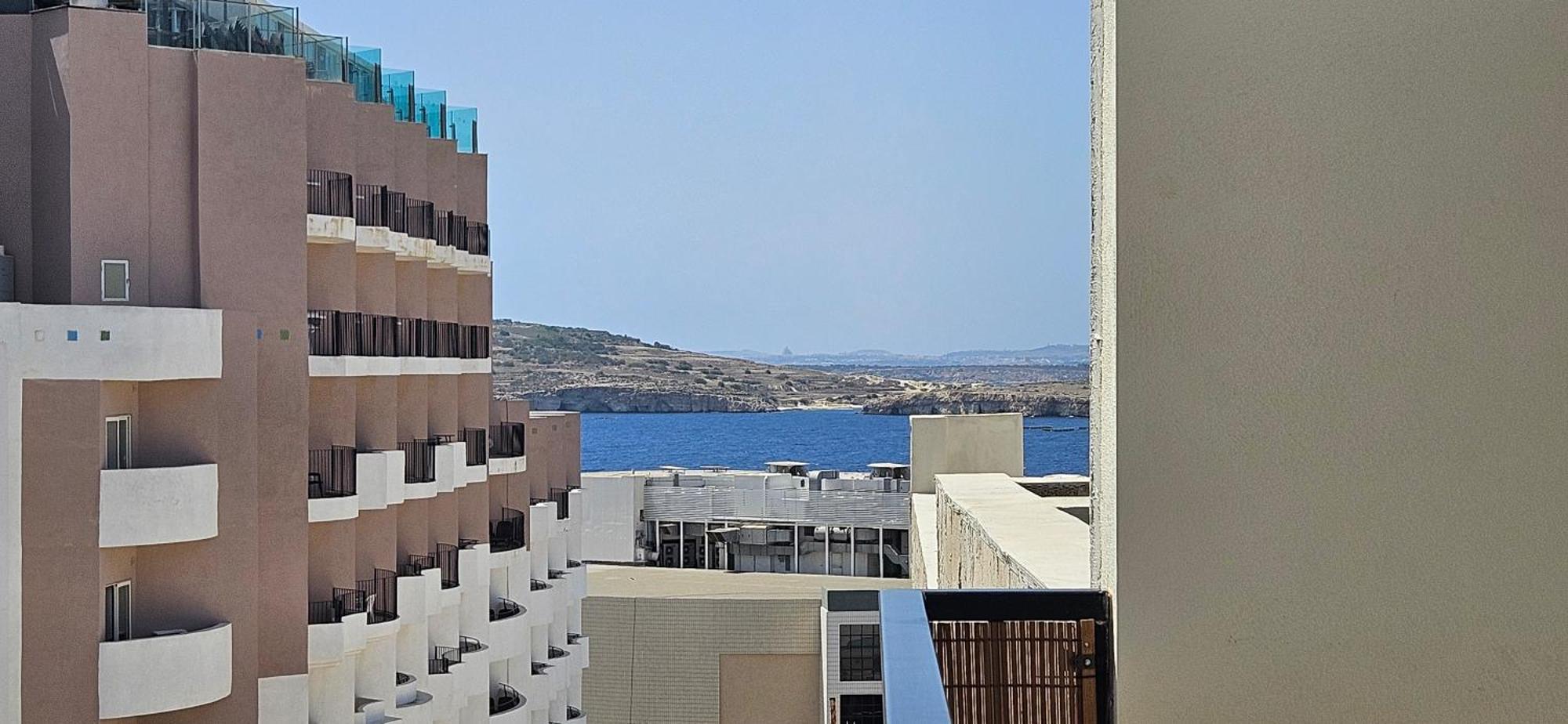 Ferienwohnung Sea Breeze Penthouse And Terrace Qawra St Paul'S Bay St. Paul's Bay Exterior foto